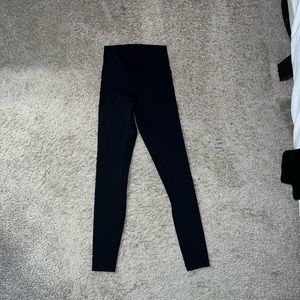 Black lululemon leggings